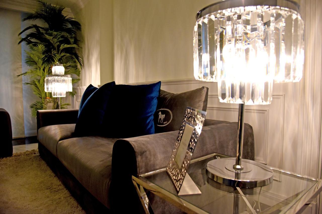 Versace Tower Luxury Suites - Downtown Beiroet Buitenkant foto